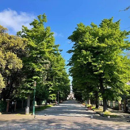 Biennale Charme Lägenhet *